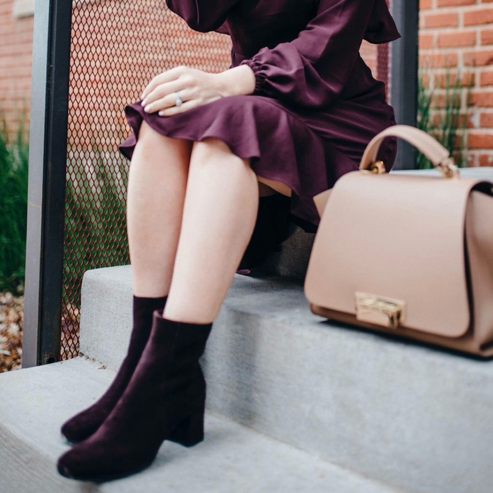 Dolce Vita Ankle Faux Suede Women's Burgundy Boots Size 9
